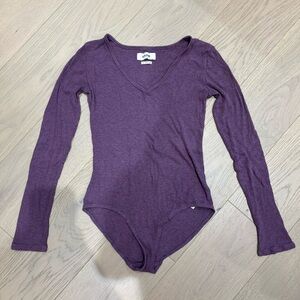 Aritzia | Golden by Tna ribbed bodysuit